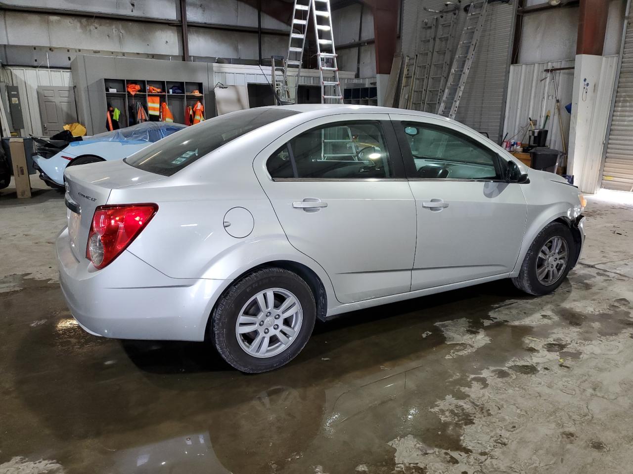 Image 3 of 2014 CHEVROLET SONIC LT 2014 with VIN 1G1JC5SG2E4128025
