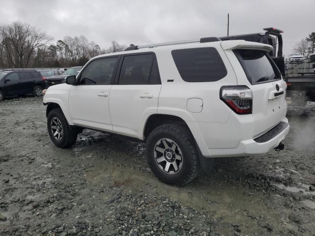 Image 2 of 2020 TOYOTA 4RUNNER SR5/SR5 PREMIUM 2020 with VIN JTEBU5JR3L5775290