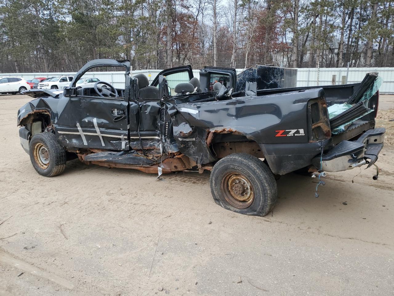 Obraz 2 z 2003 CHEVROLET SILVERADO K2500 HEAVY DUTY 2003 z VIN 1GCHK29U33E165336