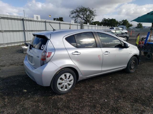Image 3 of 2014 TOYOTA PRIUS C  2014 with VIN JTDKDTB3XE1060813