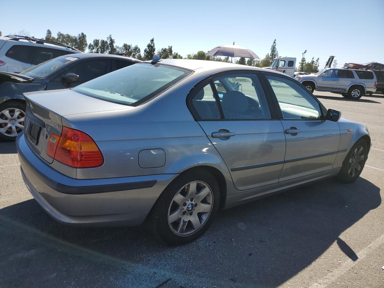 Obraz 3 z 2004 BMW 325 IS SULEV 2004 z VIN WBAAZ33404KP87095