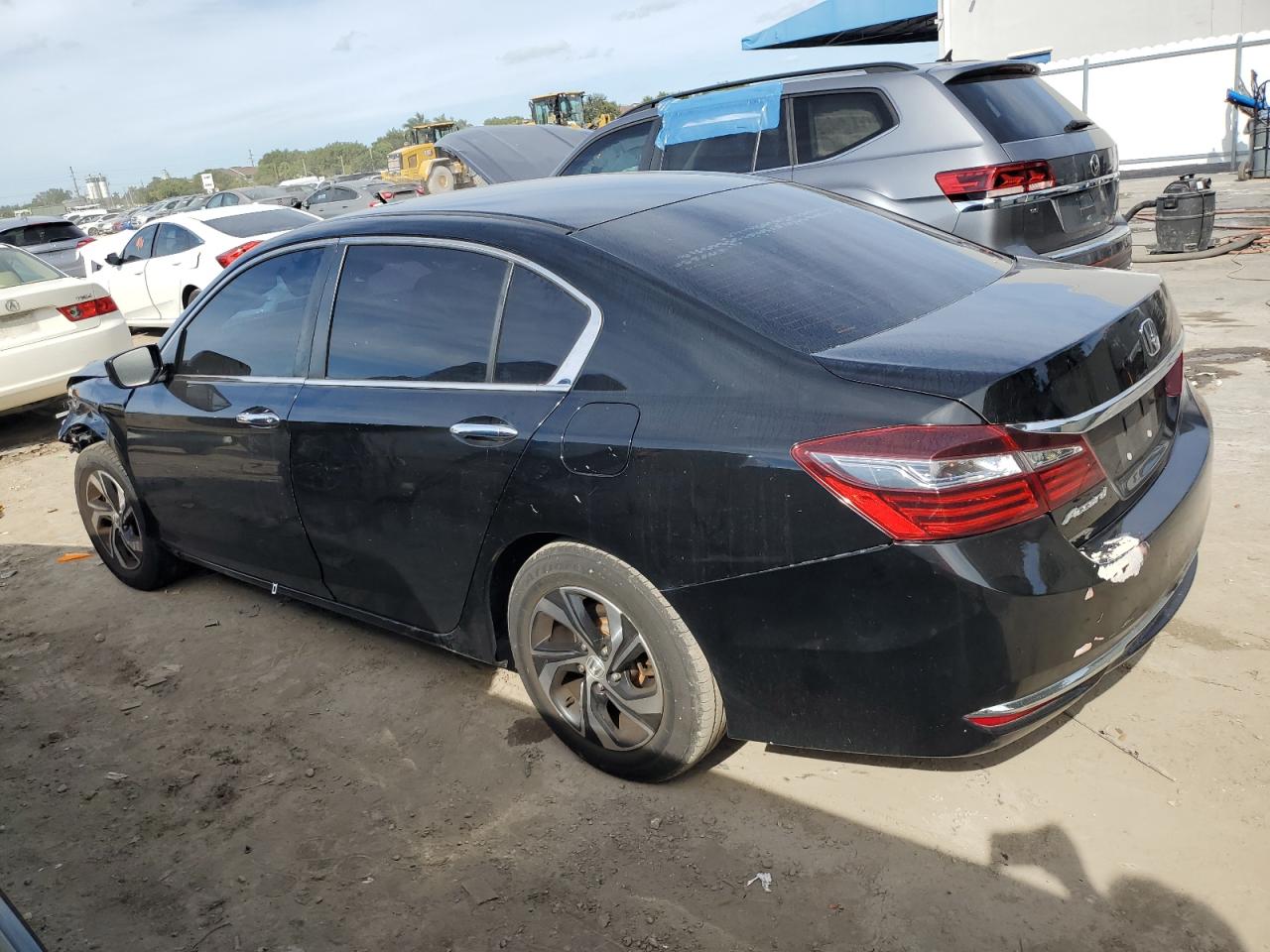 Obraz 2 z 2017 HONDA ACCORD LX 2017 z VIN 1HGCR2F39HA158036