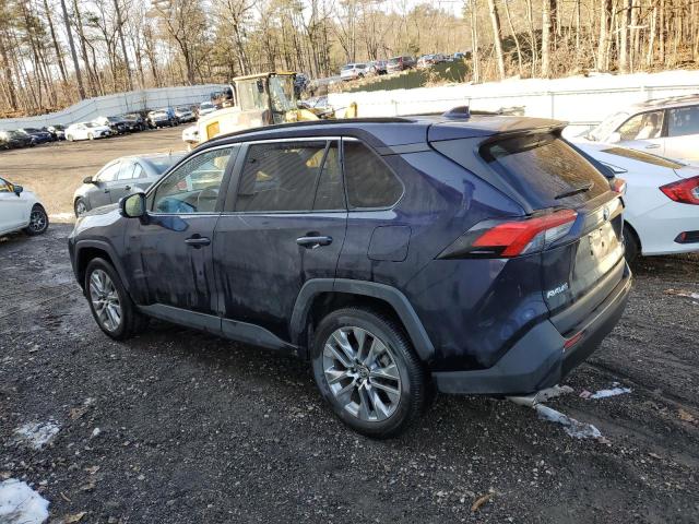 Obraz 2 z 2021 TOYOTA RAV4 XLE PREMIUM 2021 z VIN JTMC1RFV0MD072171