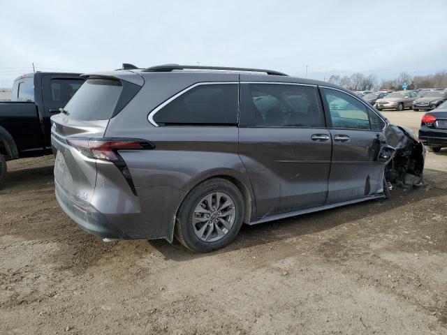 Image 3 of 2023 TOYOTA SIENNA XLE 2023 with VIN 5TDJRKEC3PS145811