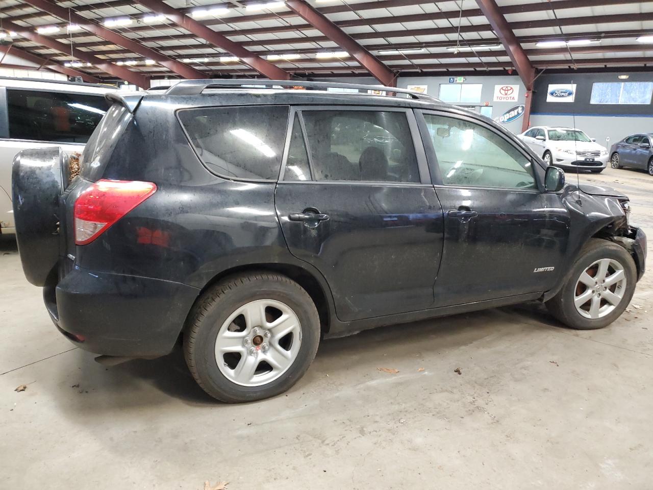 Изображение 3 2008 TOYOTA RAV4 LIMITED 2008 с VIN JTMBD31V186054828