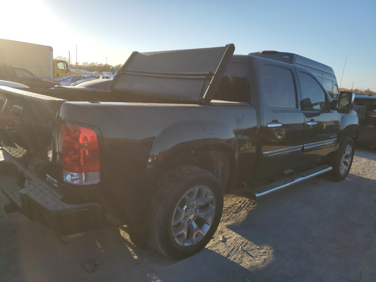 Image 3 of 2012 GMC SIERRA K1500 DENALI 2012 with VIN 3GTP2XE22CG291788
