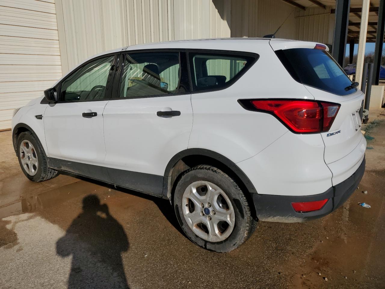 Image 2 of 2019 FORD ESCAPE S 2019 with VIN 1FMCU0F73KUB20498