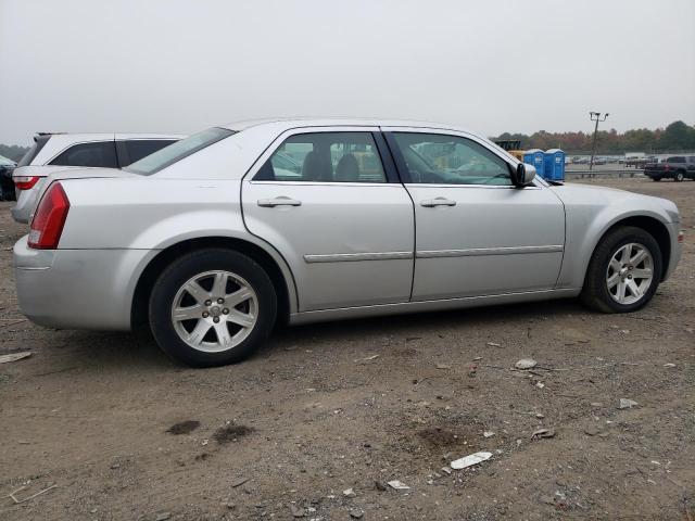 Obraz 3 z 2006 CHRYSLER 300 TOURING 2006 z VIN 2C3KA53G96H332197