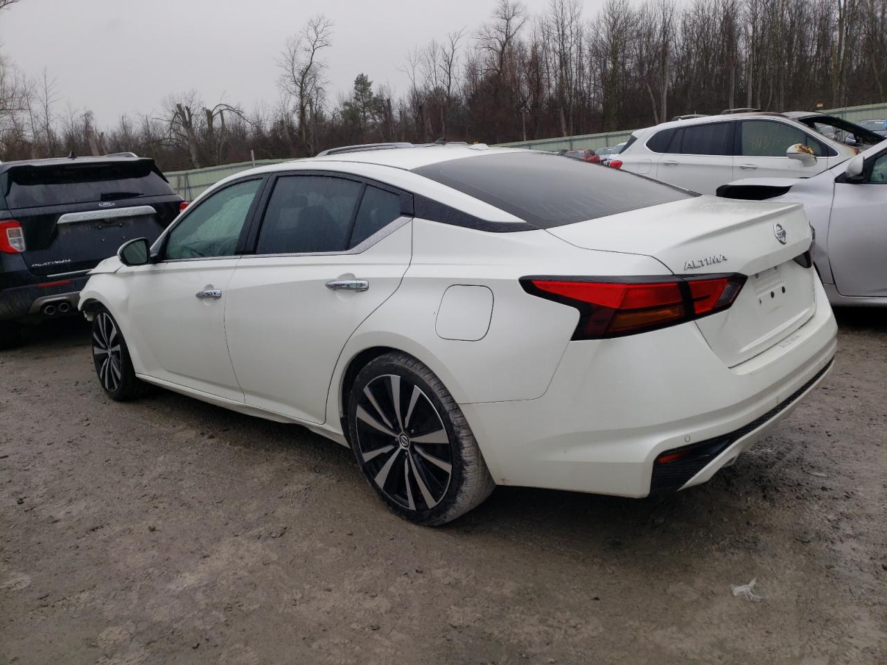 Изображение 2 2019 NISSAN ALTIMA PLATINUM 2019 с VIN 1N4BL4FV2KC109352