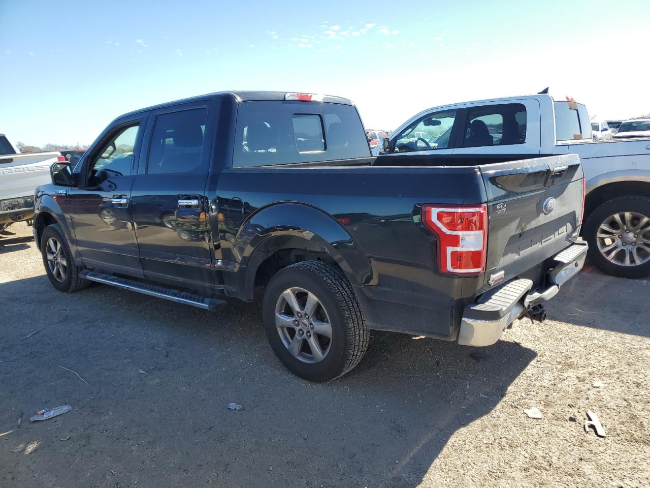 Obraz 2 z 2018 FORD F150 SUPERCREW 2018 z VIN 1FTEW1CPXJKD17275