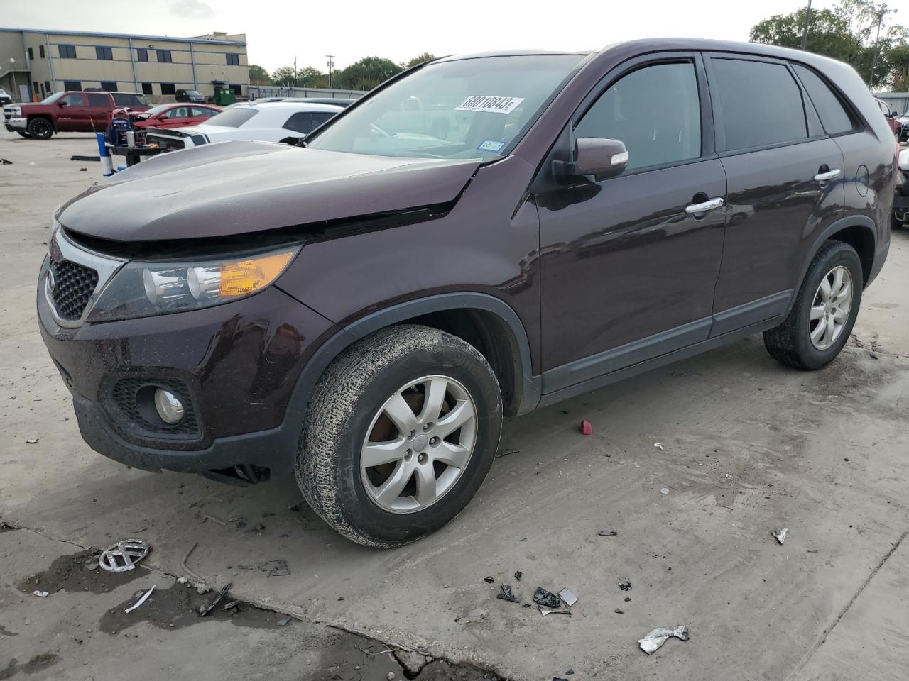 Obraz 1 z 2013 KIA SORENTO LX 2013 z VIN 5XYKT3A16DG378526