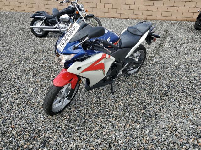 Obraz 2 z 2012 HONDA CBR250 R 2012 z VIN MLHMC4100C5201853