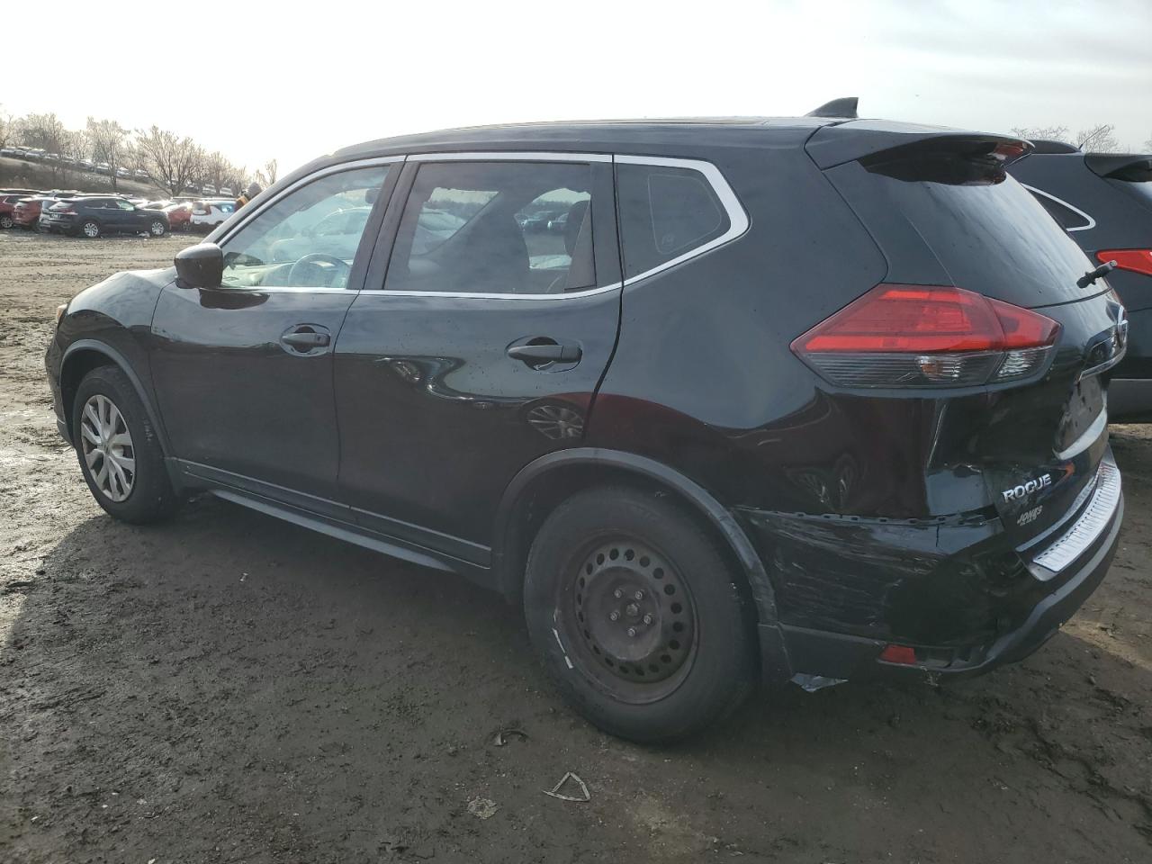 Obraz 2 z 2017 NISSAN ROGUE S 2017 z VIN JN8AT2MV8HW260401