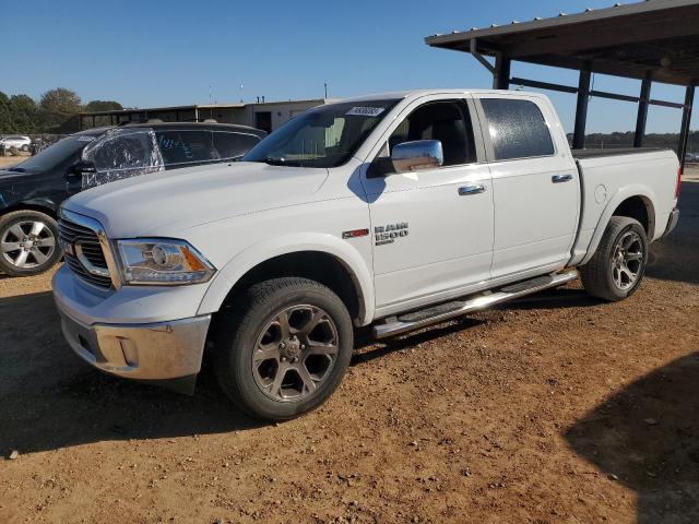 Изображение 1 2019 RAM 1500 CLASSIC LARAMIE 2019 с VIN 1C6RR7NM4KS710082
