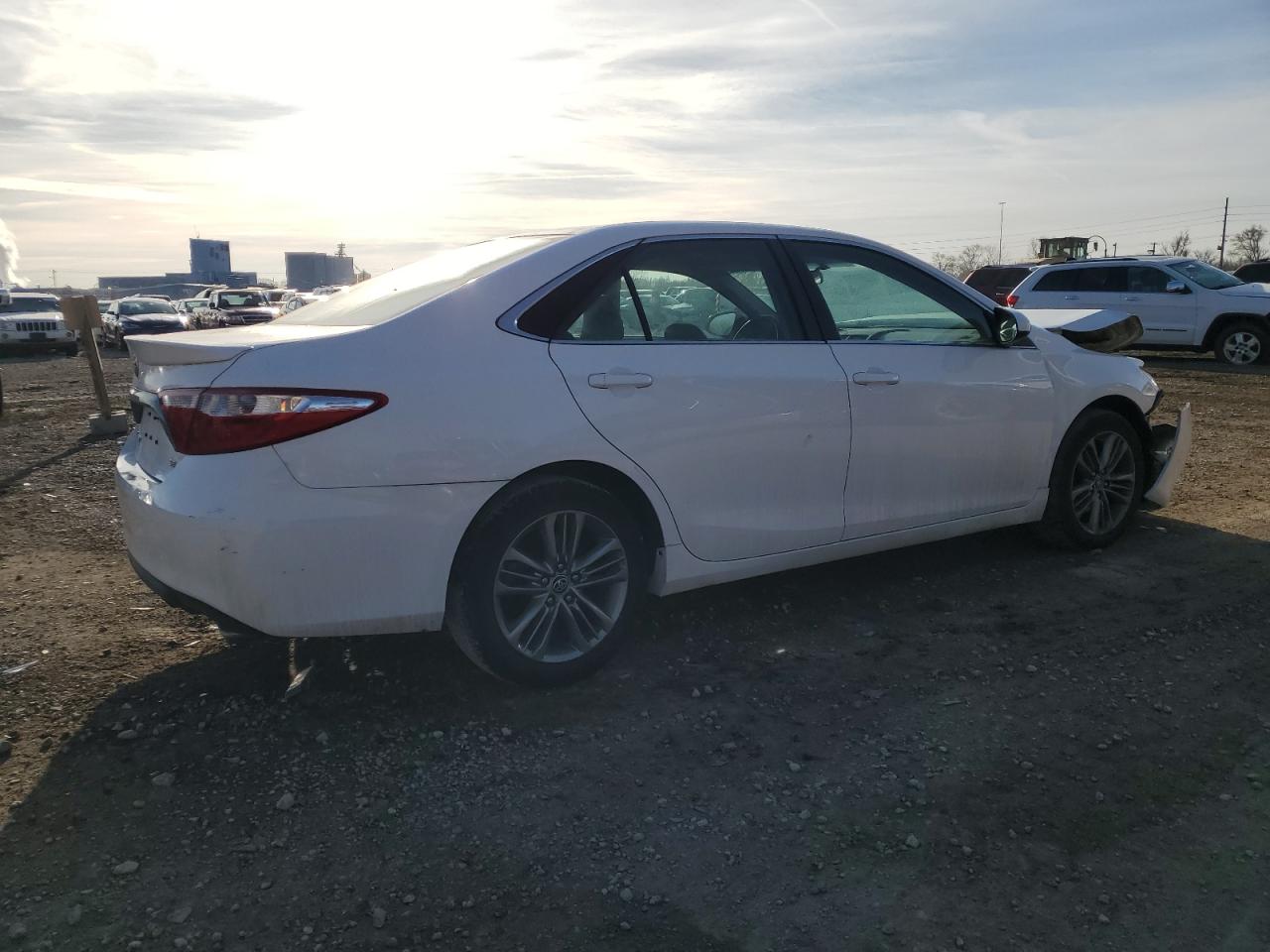 Obraz 3 z 2015 TOYOTA CAMRY LE 2015 z VIN 4T1BF1FK9FU026521