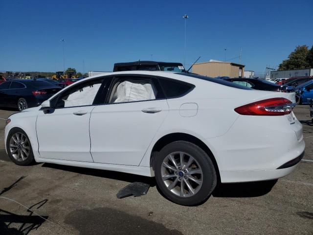 Image 2 of 2017 FORD FUSION SE 2017 with VIN 3FA6P0H71HR204699