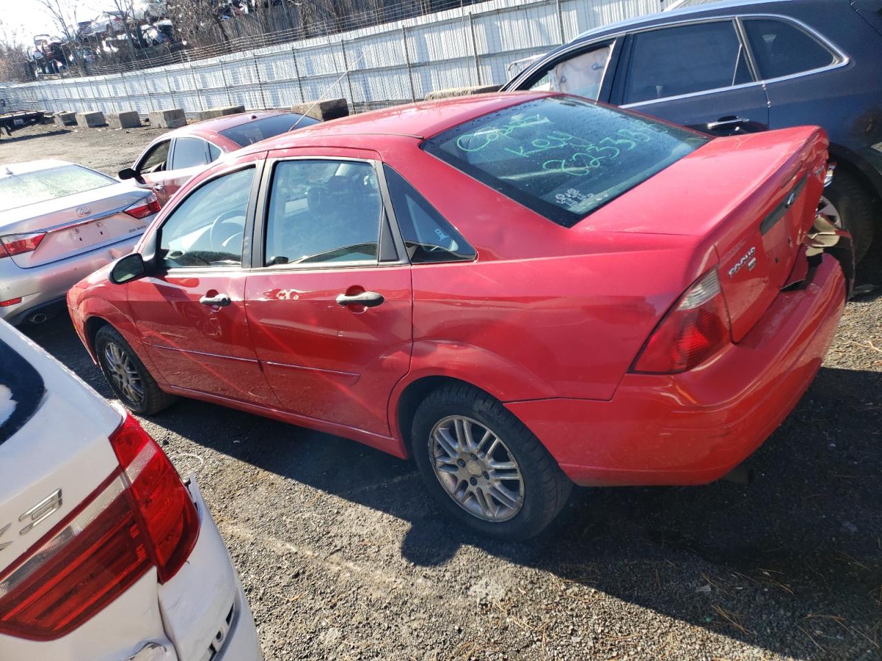 Изображение 2 2005 FORD FOCUS ZX4 2005 с VIN 1FAFP34N15W239645