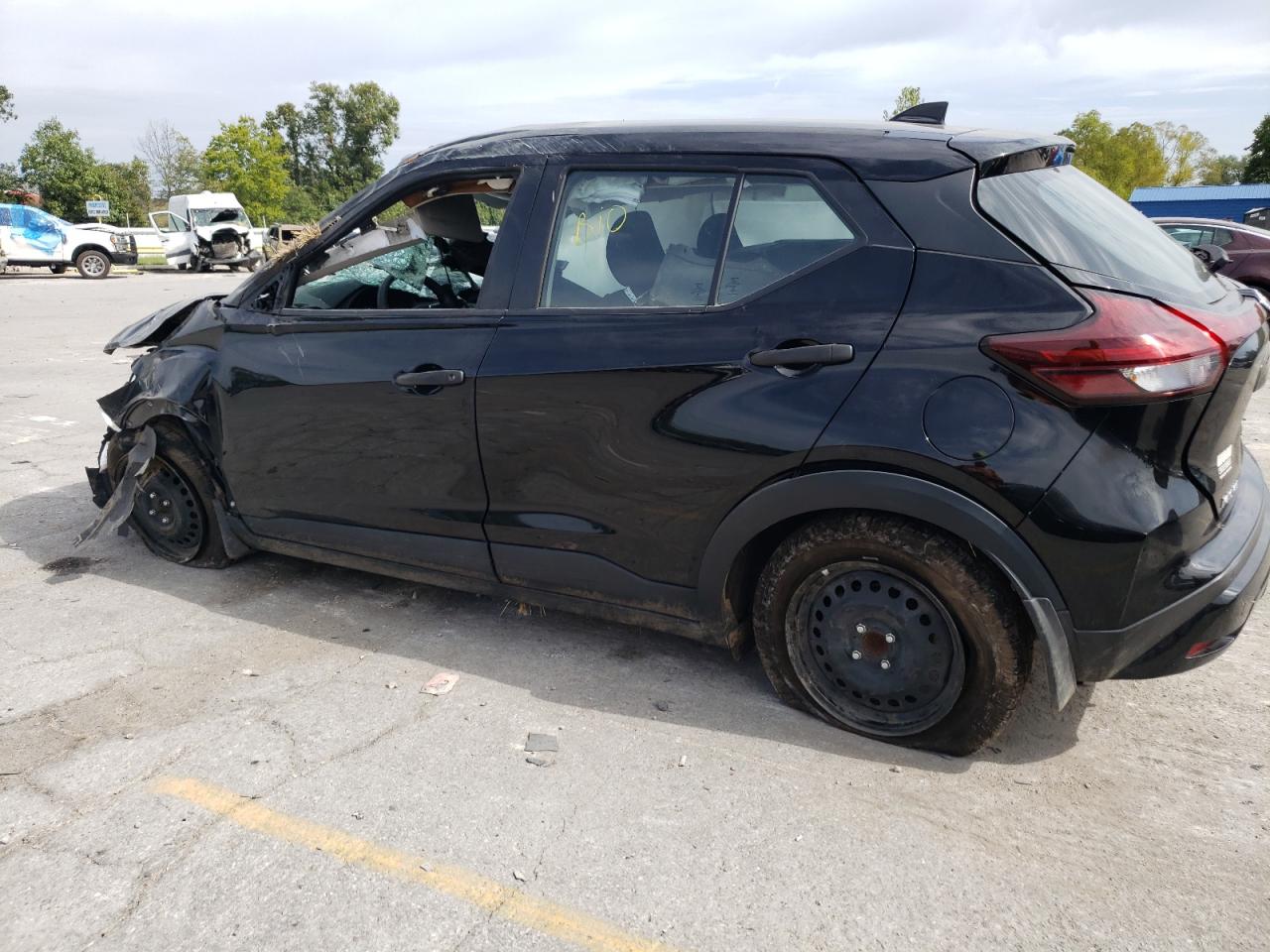 Image 2 of 2021 NISSAN KICKS S 2021 with VIN 3N1CP5BV1ML544517