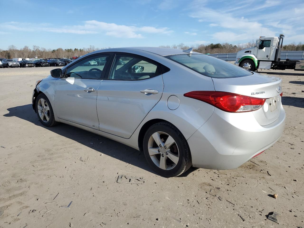 Image 2 of 2013 HYUNDAI ELANTRA GLS 2013 with VIN 5NPDH4AE2DH332204