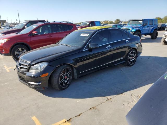 Obraz 1 z 2014 MERCEDES-BENZ C 250 2014 z VIN WDDGF4HB0ER314413