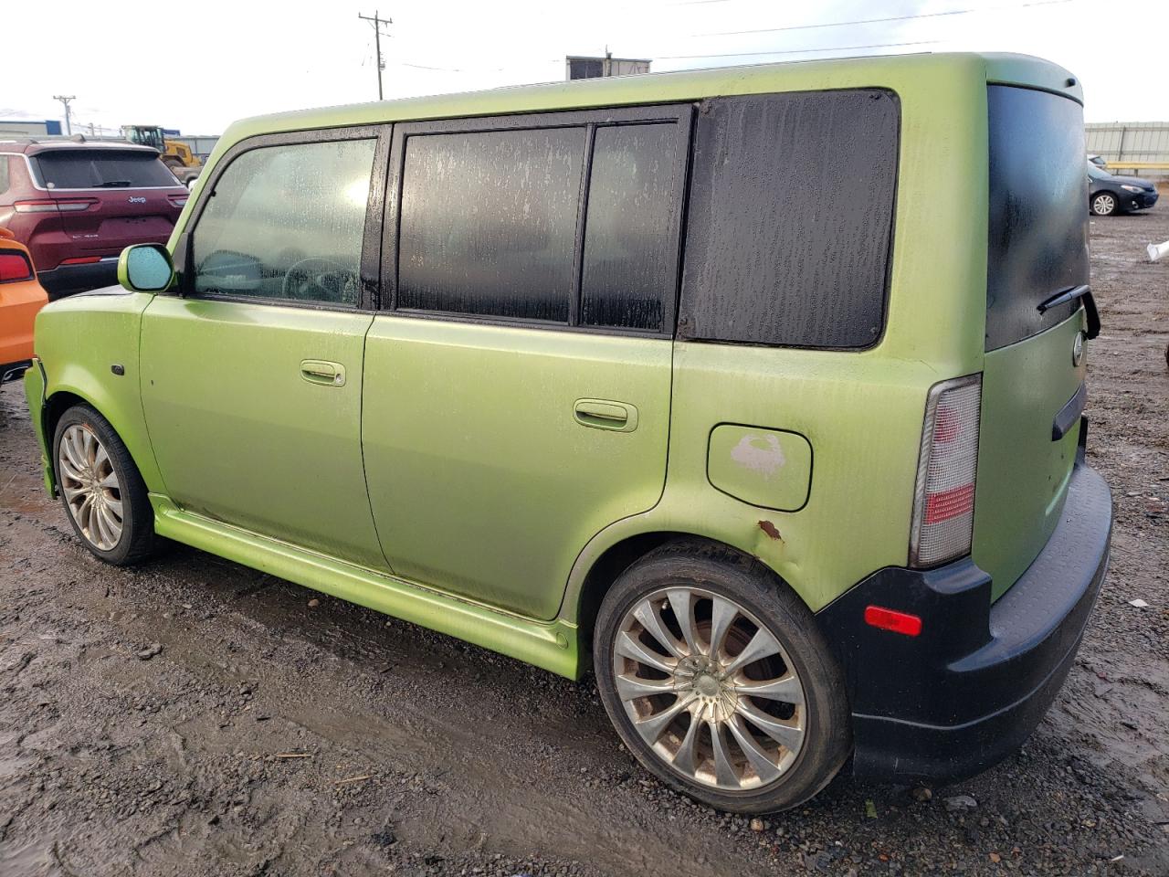 Изображение 2 2004 TOYOTA SCION XB 2004 с VIN JTLKT334340151814