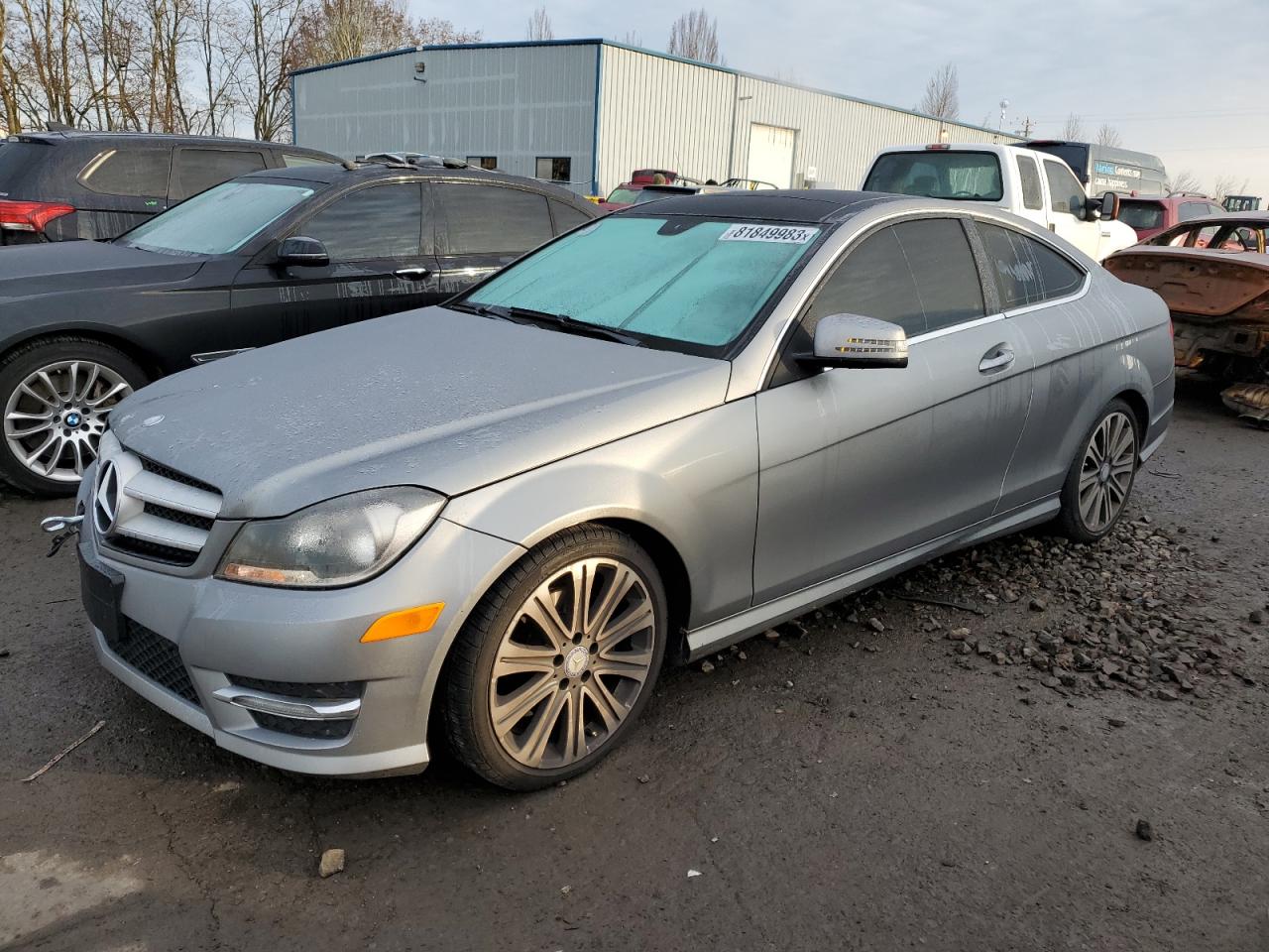 Obraz 1 z 2013 MERCEDES-BENZ C 250 2013 z VIN WDDGJ4HB5DG092024