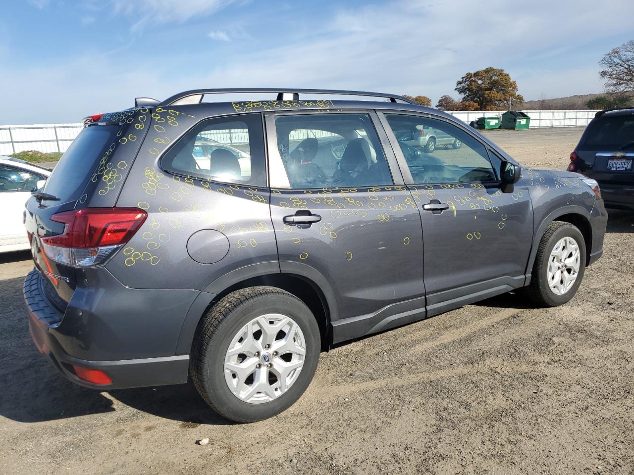 Obraz 3 z 2021 SUBARU FORESTER  2021 z VIN JF2SKADC0MH466646