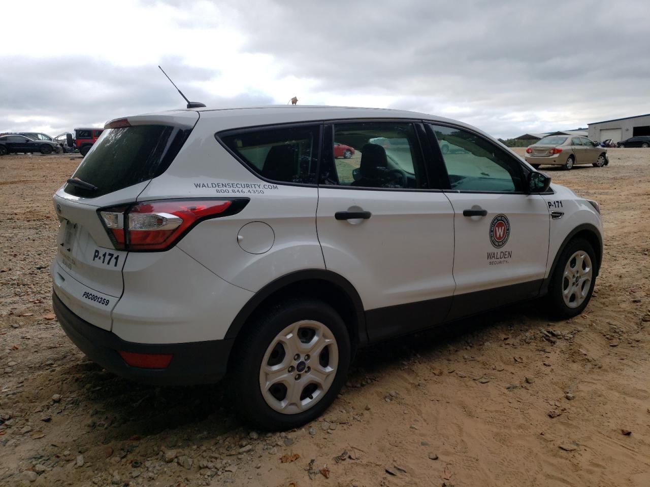Изображение 3 2018 FORD ESCAPE S 2018 с VIN 1FMCU0F72JUB86202