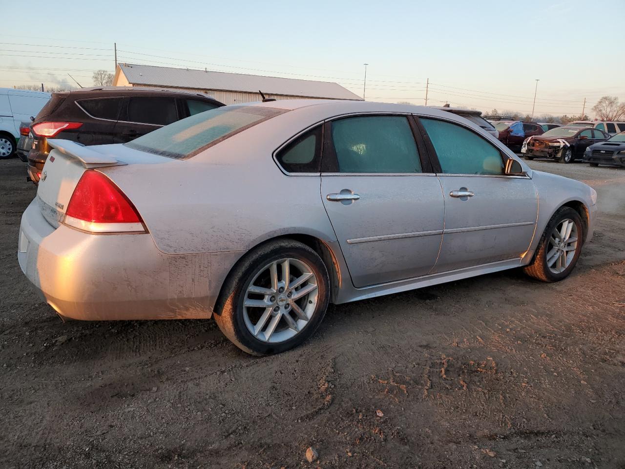 Image 3 of 2011 CHEVROLET IMPALA LTZ 2011 with VIN 2G1WC5EM3B1175983