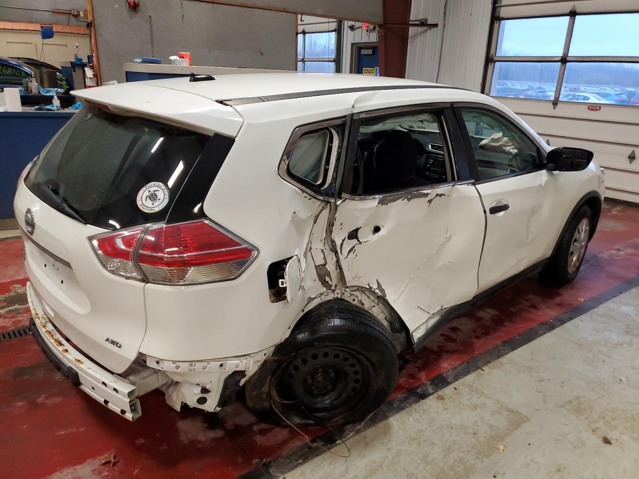 Image 3 of 2016 NISSAN ROGUE S 2016 with VIN KNMAT2MV8GP669549