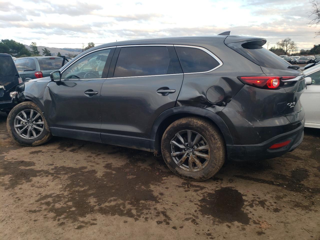 Image 2 of 2020 MAZDA CX-9 TOURING 2020 with VIN JM3TCBCY4L0407445