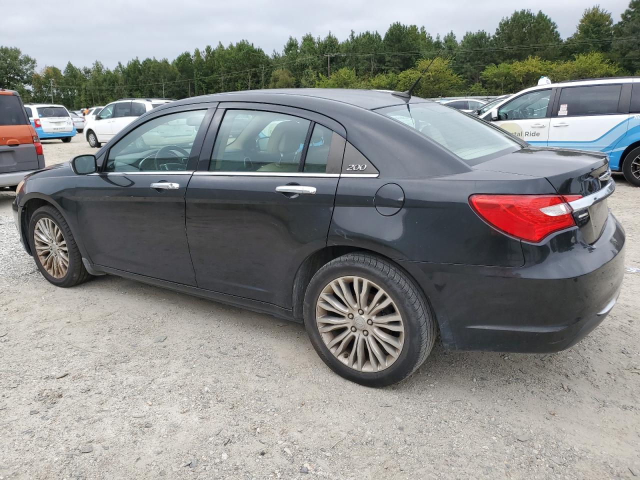 Obraz 2 z 2011 CHRYSLER 200 LIMITED 2011 z VIN 1C3BC2FG0BN503716