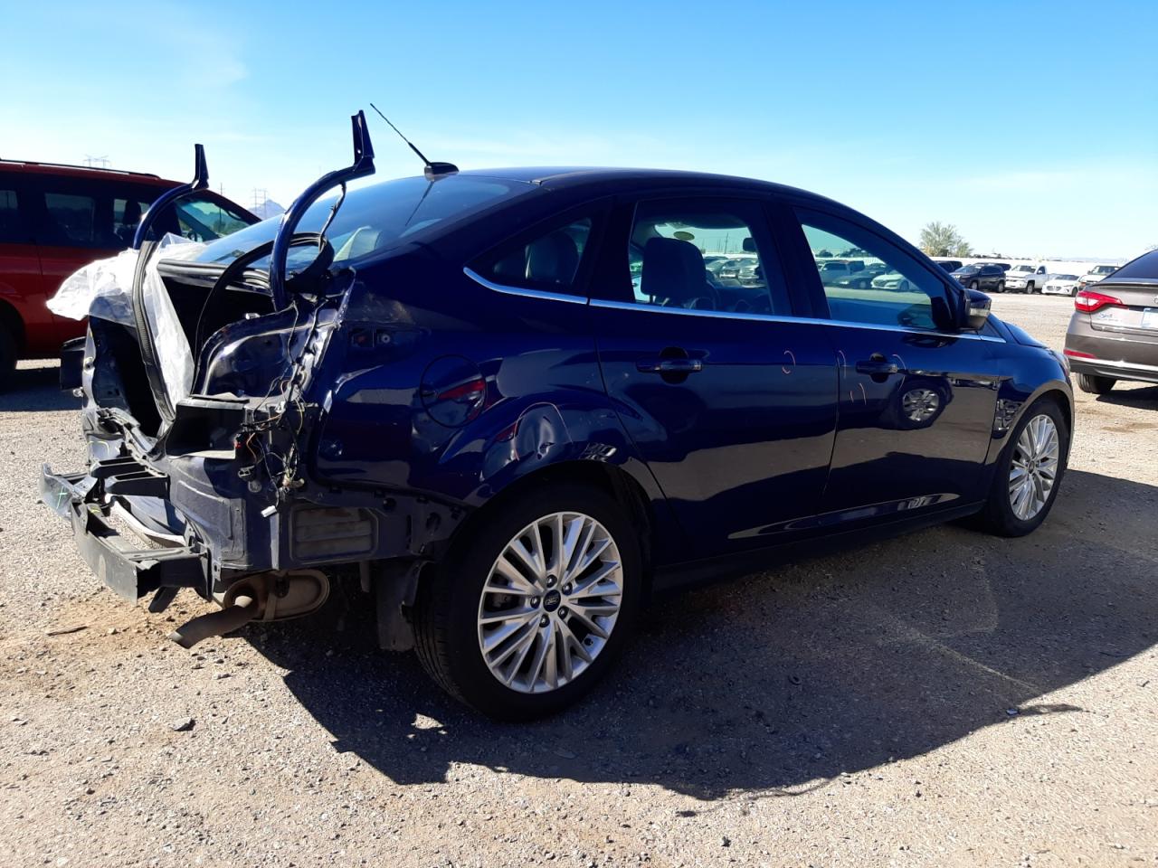 Image 3 of 2017 FORD FOCUS TITANIUM 2017 with VIN 1FADP3J22HL202000