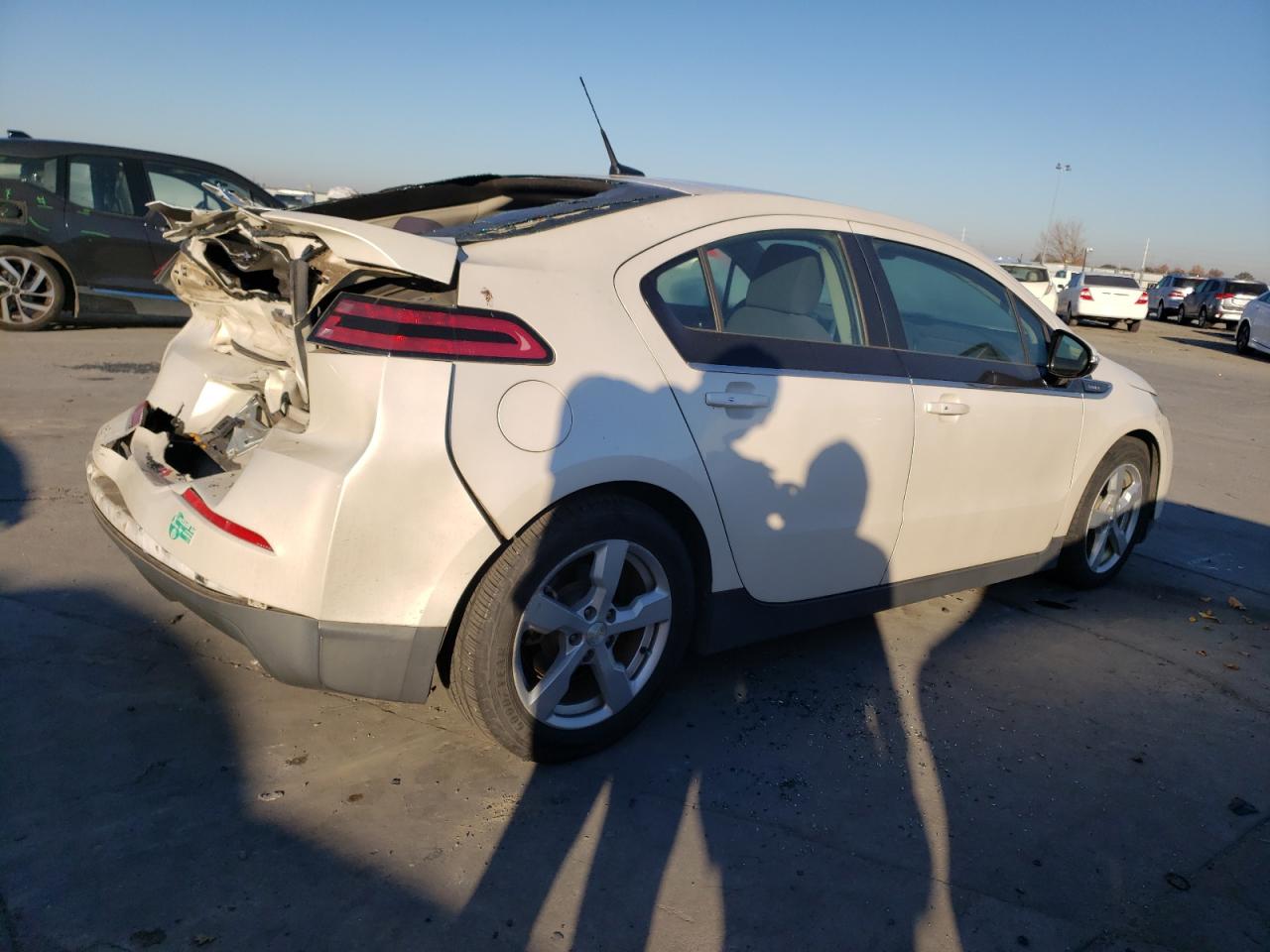 Image 3 of 2013 CHEVROLET VOLT  2013 with VIN 1G1RG6E41DU121547
