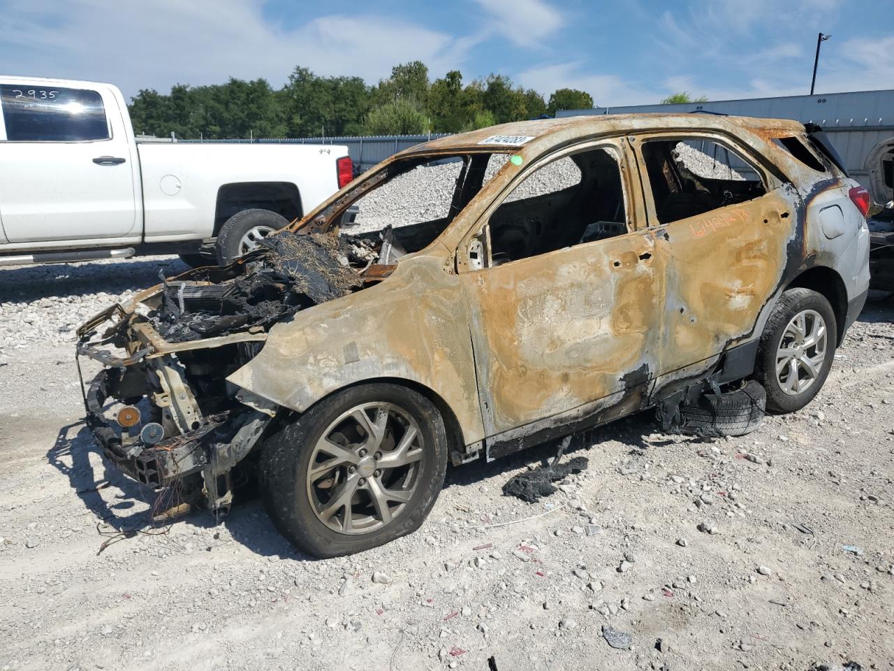 Image 1 of Chevrolet Equinox Lt 2018 with VIN 2GNAXKEX2J6207734