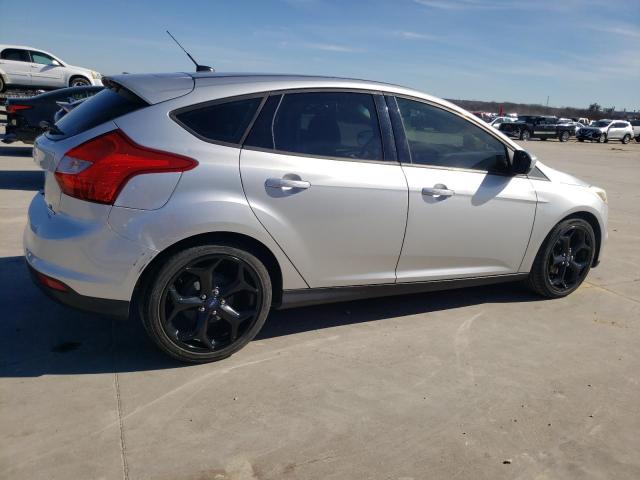 Image 3 of 2012 FORD FOCUS SE 2012 with VIN 1FAHP3K25CL450167