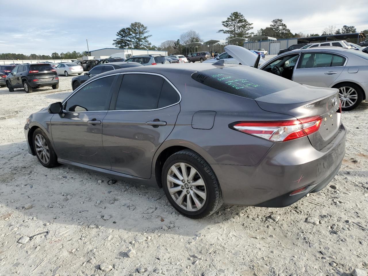 Изображение 2 2019 TOYOTA CAMRY L 2019 с VIN 4T1B11HK4KU724069