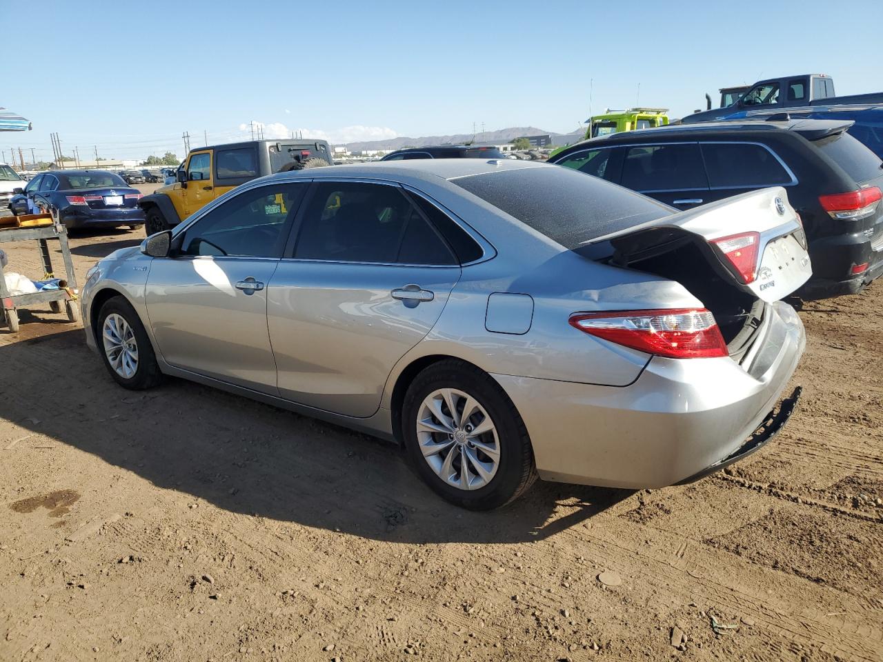Изображение 2 2016 TOYOTA CAMRY HYBRID 2016 с VIN 4T1BD1FK7GU191538