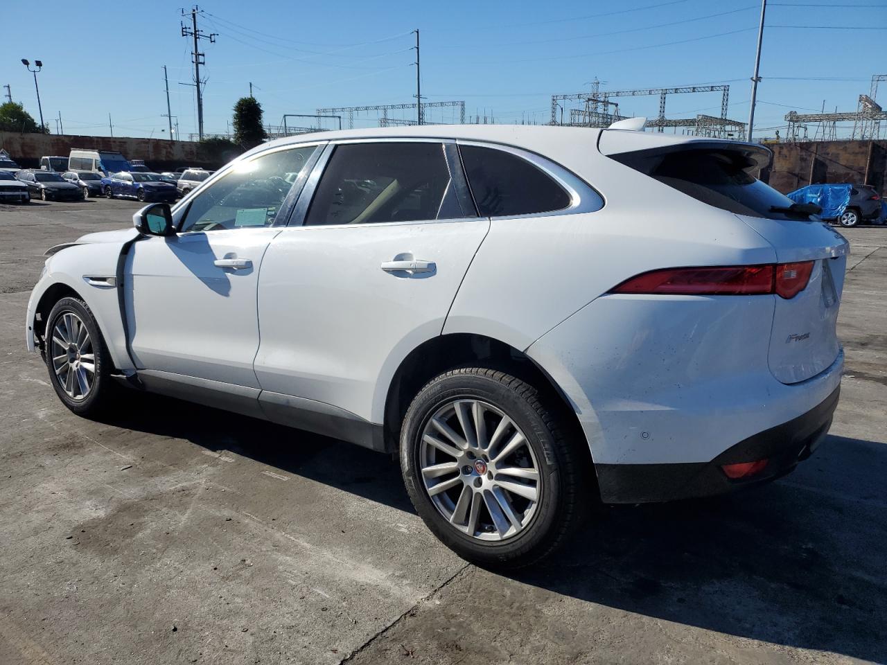 Obraz 2 z 2019 JAGUAR F-PACE PRESTIGE 2019 z VIN SADCK2FX8KA395067