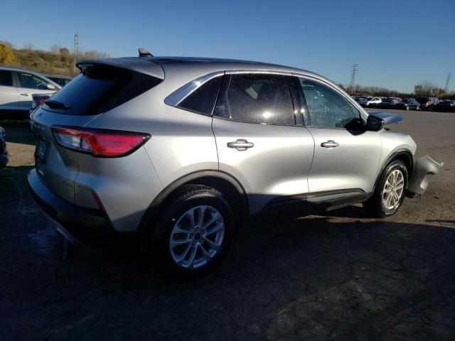 Изображение 3 2022 FORD ESCAPE SE 2022 с VIN 1FMCU9BZ4NUA82229