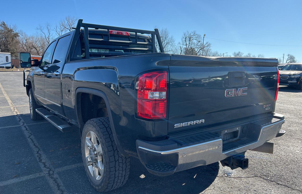 Image 3 of 2019 GMC SIERRA K2500 SLT 2019 with VIN 1GT12REY6KF115042