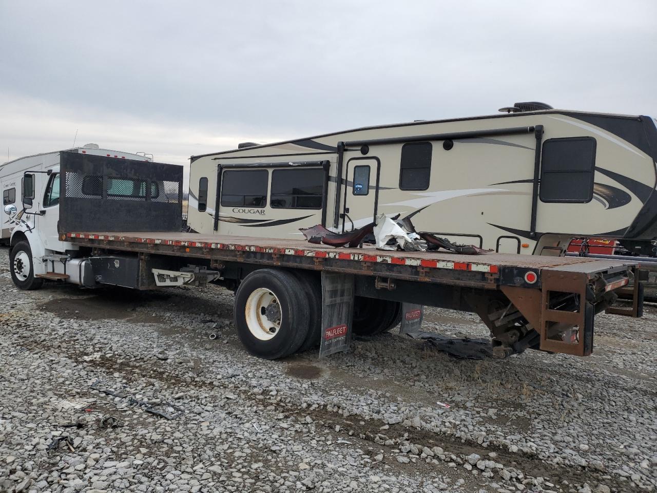 Image 3 of 2015 FREIGHTLINER M2 106 MEDIUM DUTY 2015 with VIN 1FVACXDT2FHGK7275