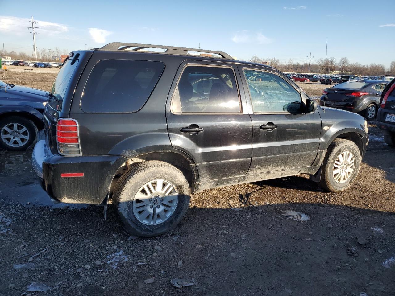 Image 3 of 2007 MERCURY MARINER LUXURY 2007 with VIN 4M2YU81167KJ15577