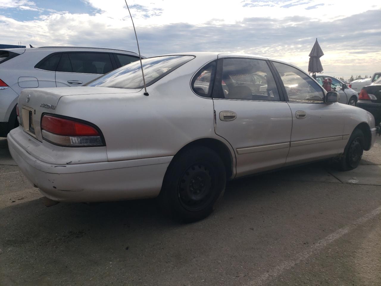 Image 3 of 1995 TOYOTA AVALON XL 1995 with VIN 4T1GB10E9SU020930