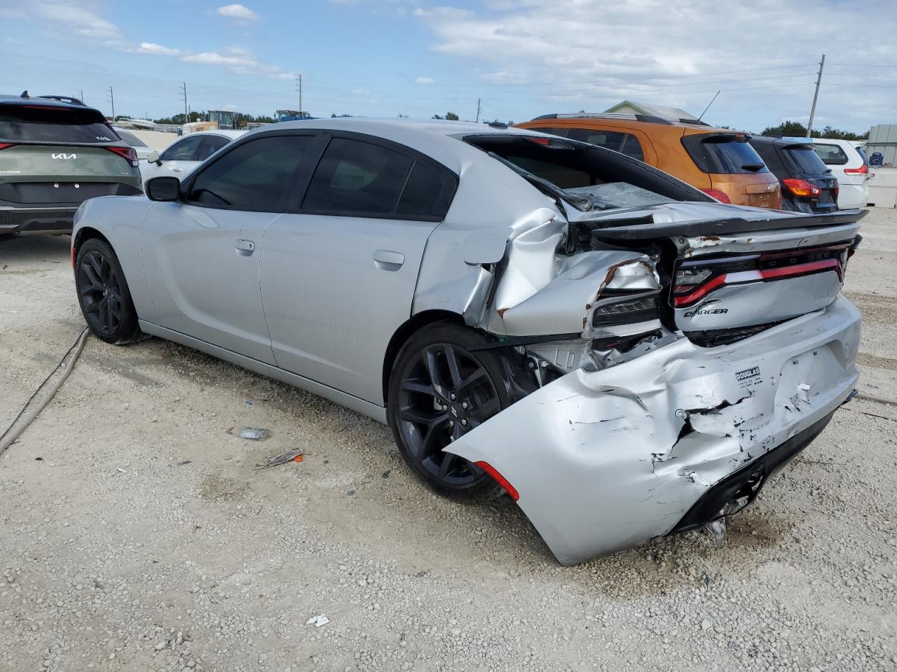 Изображение 2 2021 DODGE CHARGER SXT 2021 с VIN 2C3CDXBG4MH678096