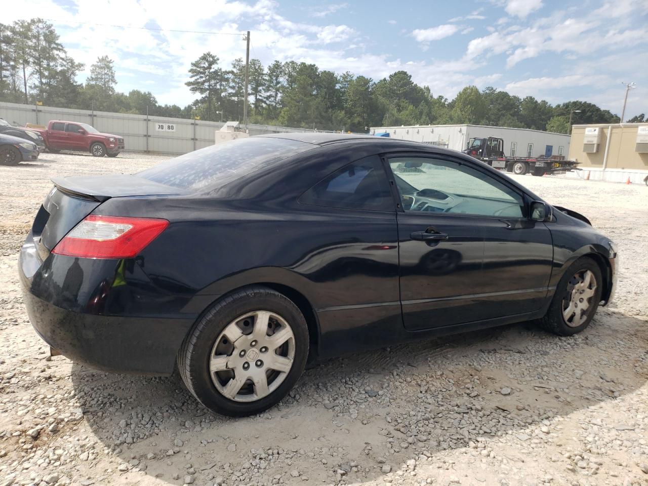 Image 3 of 2011 HONDA CIVIC LX 2011 with VIN 2HGFG1B68BH519536