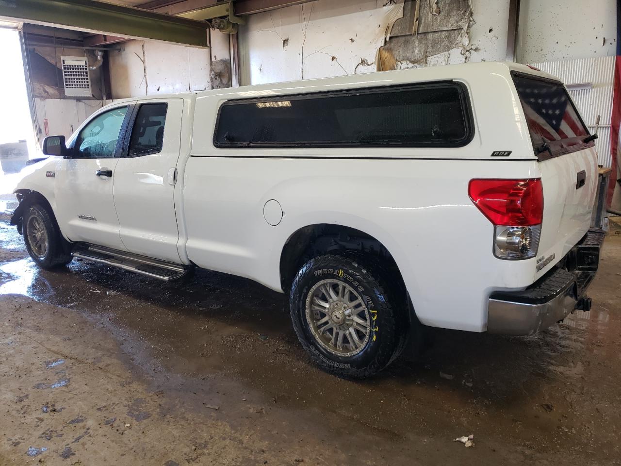 Image 2 of 2008 TOYOTA TUNDRA DOUBLE CAB 2008 with VIN 5TFSV54168X005085