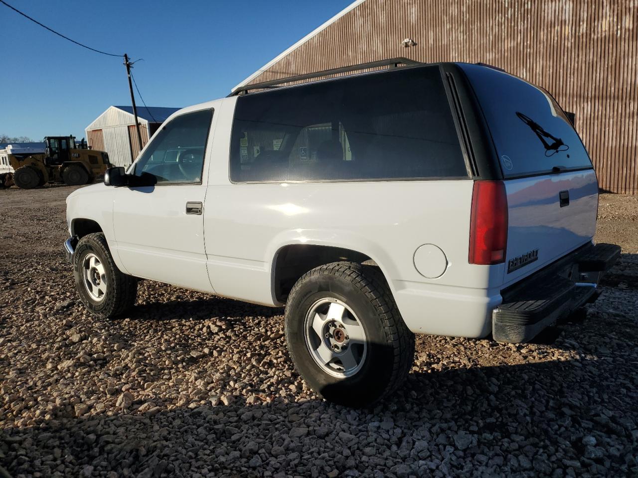 Image 2 of 1995 CHEVROLET TAHOE K1500 1995 with VIN 3GNEK18K5SG113122