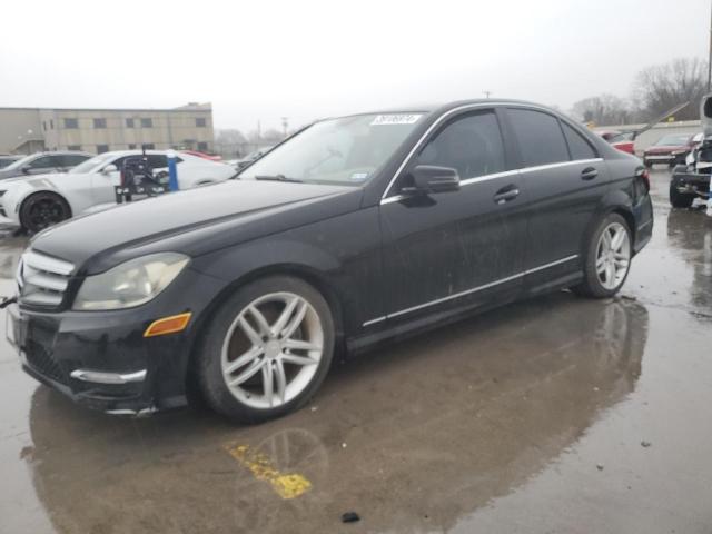 Obraz 1 z 2013 MERCEDES-BENZ C-CLASS 250 2013 z VIN WDDGF4HB2DR260434