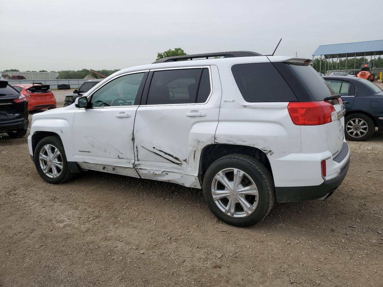 Obraz 2 z 2017 GMC TERRAIN SLE 2017 z VIN 2GKFLTEK1H6297221